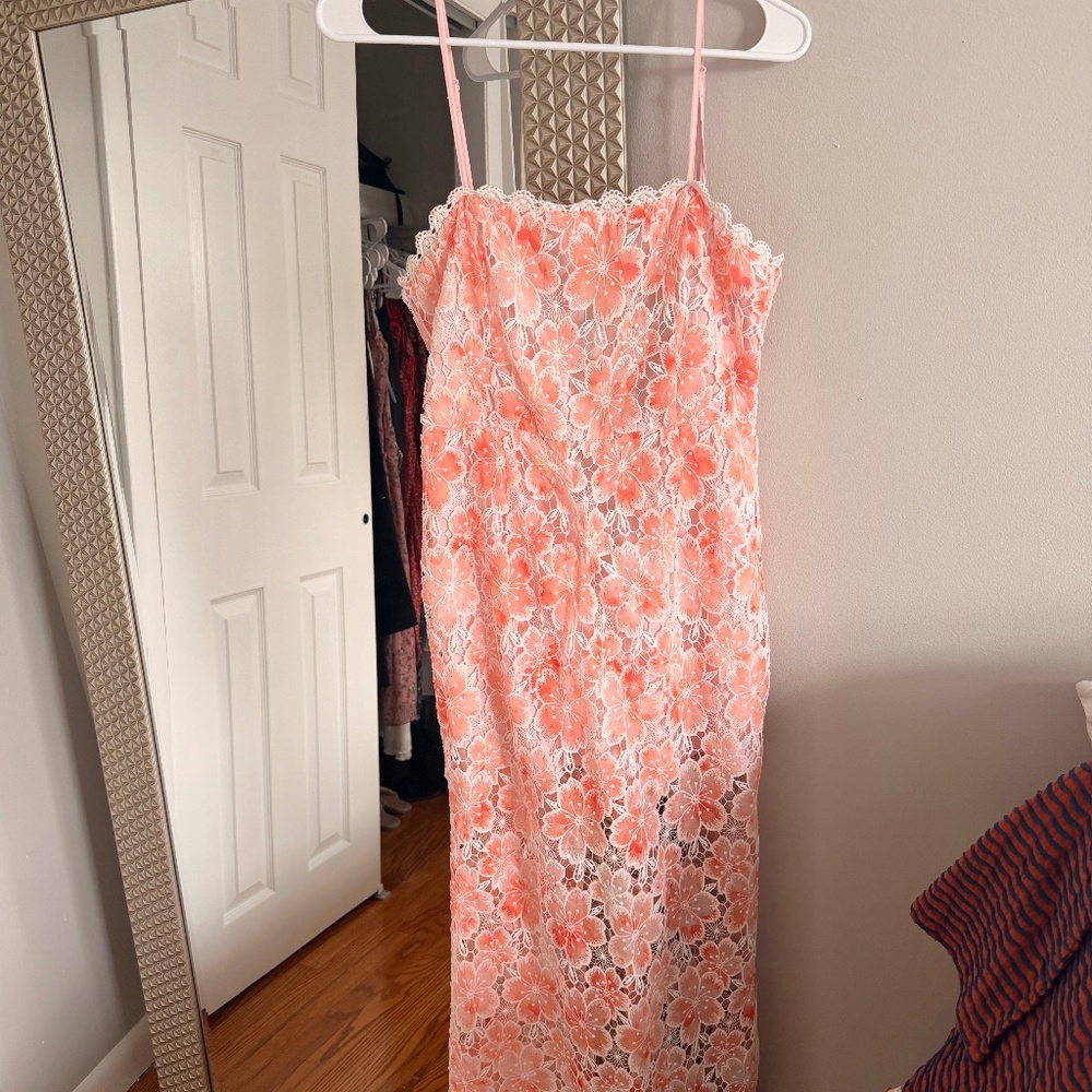 ENDLESS ROSE MIDIDRESS SIZE MEDIUM